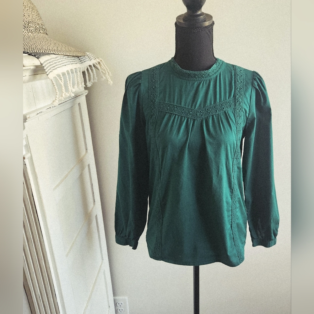 J. CREW PEASANT TOP WITH CROCHET DETAIL